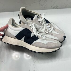 Men’s new balance 327 sneaker size 11.5